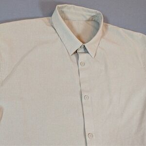Lululemon Mens Waffle Weave Button Up Shirt Short Sleeve Light‎ Gray Size XL